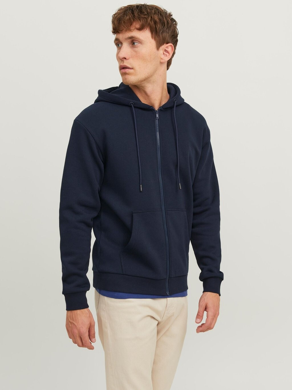 Толстовка на молнии JJEBRADLEY Jack & Jones, темно-синий пиджак
Толстовка на молнии JJEBRADLEY Jack & Jones, темно-синий пиджак