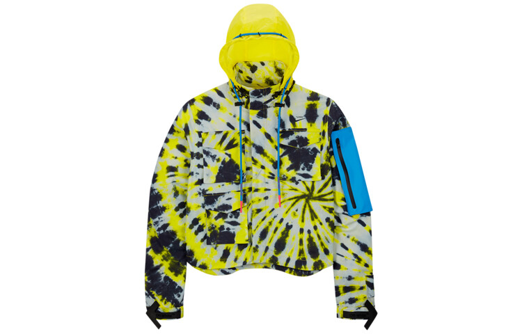 Женская куртка Nike
Женская куртка Nike