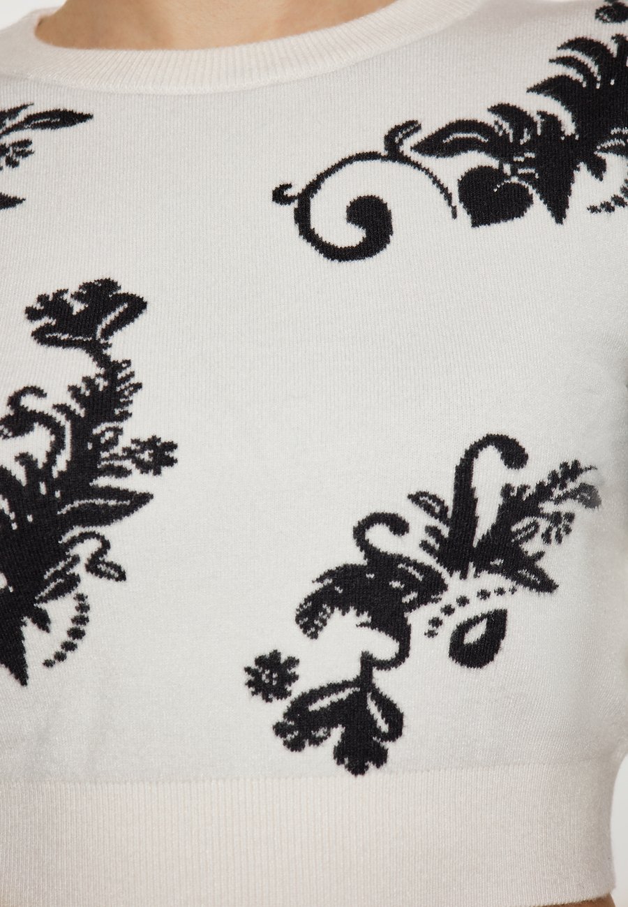 Джемпер myMo CO-BRANDED WITH EBEEZA, Wollweiss Schwarz/Black
Джемпер myMo CO-BRANDED WITH EBEEZA, Wollweiss Schwarz/Black