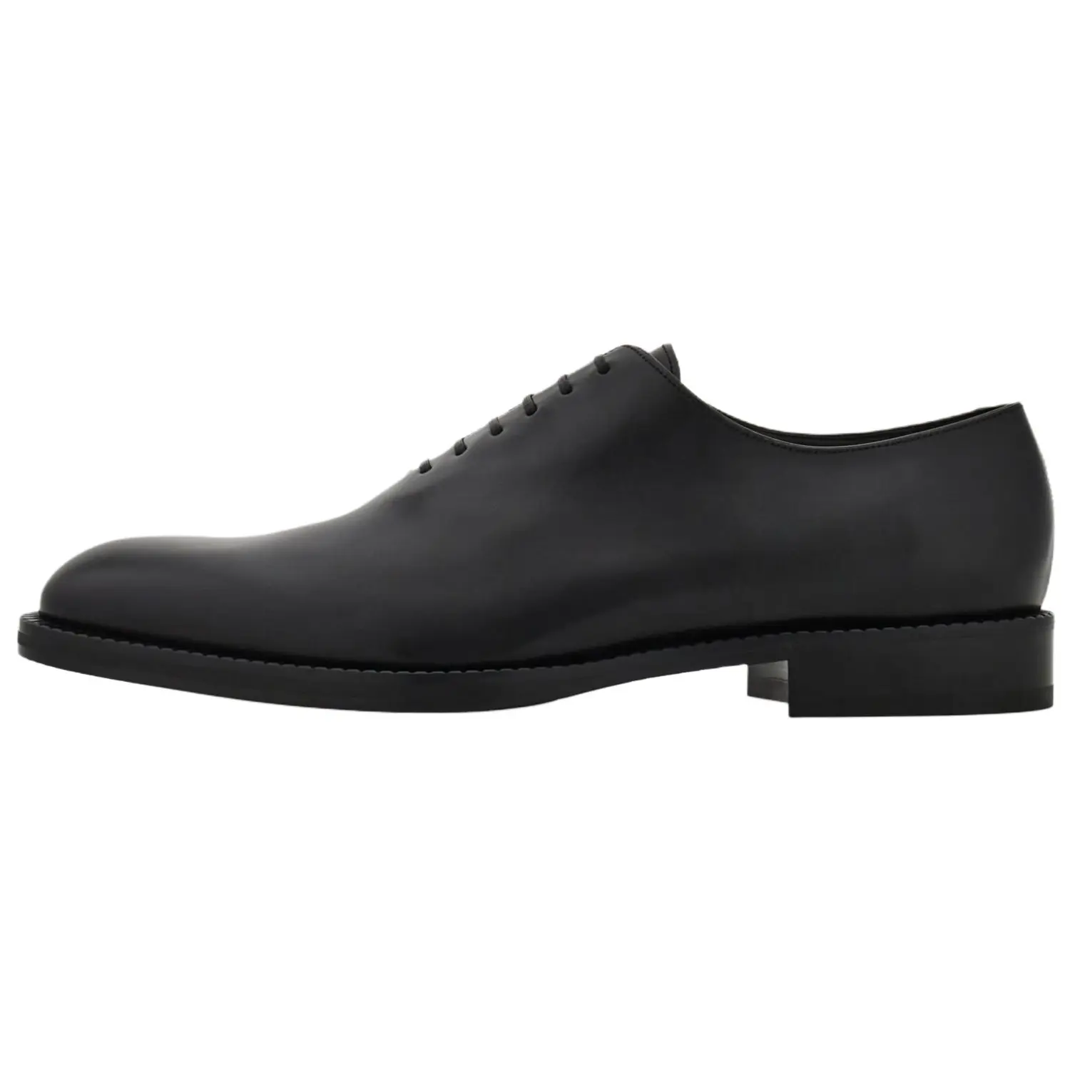 Ferragamo Мужские черные туфли
Ferragamo Мужские черные туфли