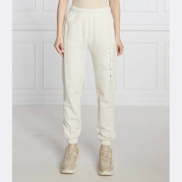 Спортивные брюки стандартного кроя Najogger_2 Hugo, бежевый
Спортивные брюки стандартного кроя Najogger_2 Hugo, бежевый