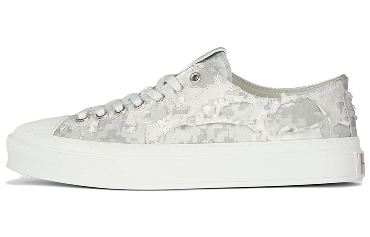 Givenchy Кеды City 'Camouflage Boro'
Givenchy Кеды City 'Camouflage Boro'