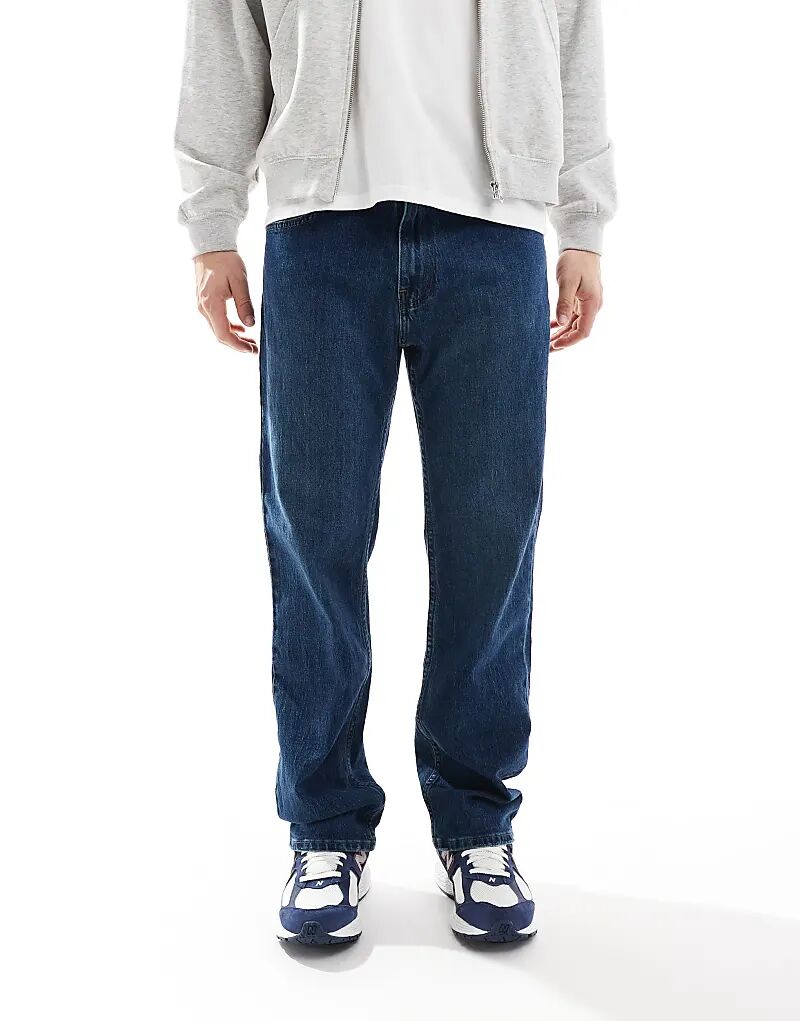 Джинсы Hollister светло-коричневого цвета прямого кроя с эффектом потертости
Джинсы Hollister светло-коричневого цвета прямого кроя с эффектом потертости