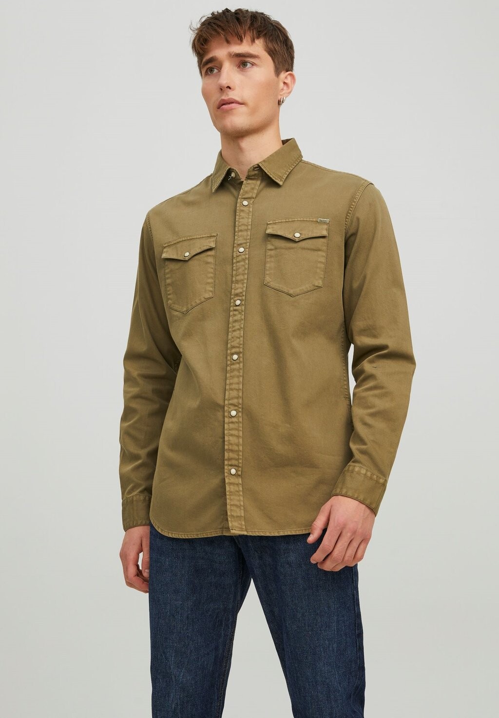 Рубашка JJESHERIDAN L S NOOS Jack & Jones, лесная ночь
Рубашка JJESHERIDAN L S NOOS Jack & Jones, лесная ночь