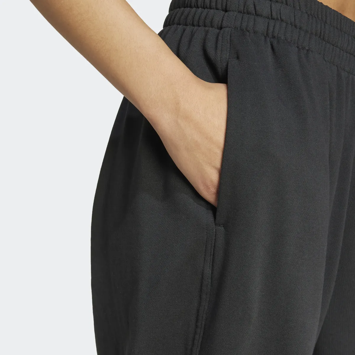 Спортивные брюки Adidas Originals "ESS BYFR JOGGER" (1 шт.), черный
Спортивные брюки Adidas Originals "ESS BYFR JOGGER" (1 шт.), черный