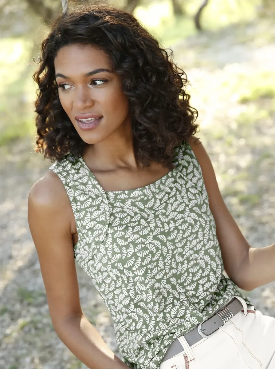 Майка в стиле кэжуал Casual Looks, цвет Reseda-Ecru-Gemustert
Майка в стиле кэжуал Casual Looks, цвет Reseda-Ecru-Gemustert