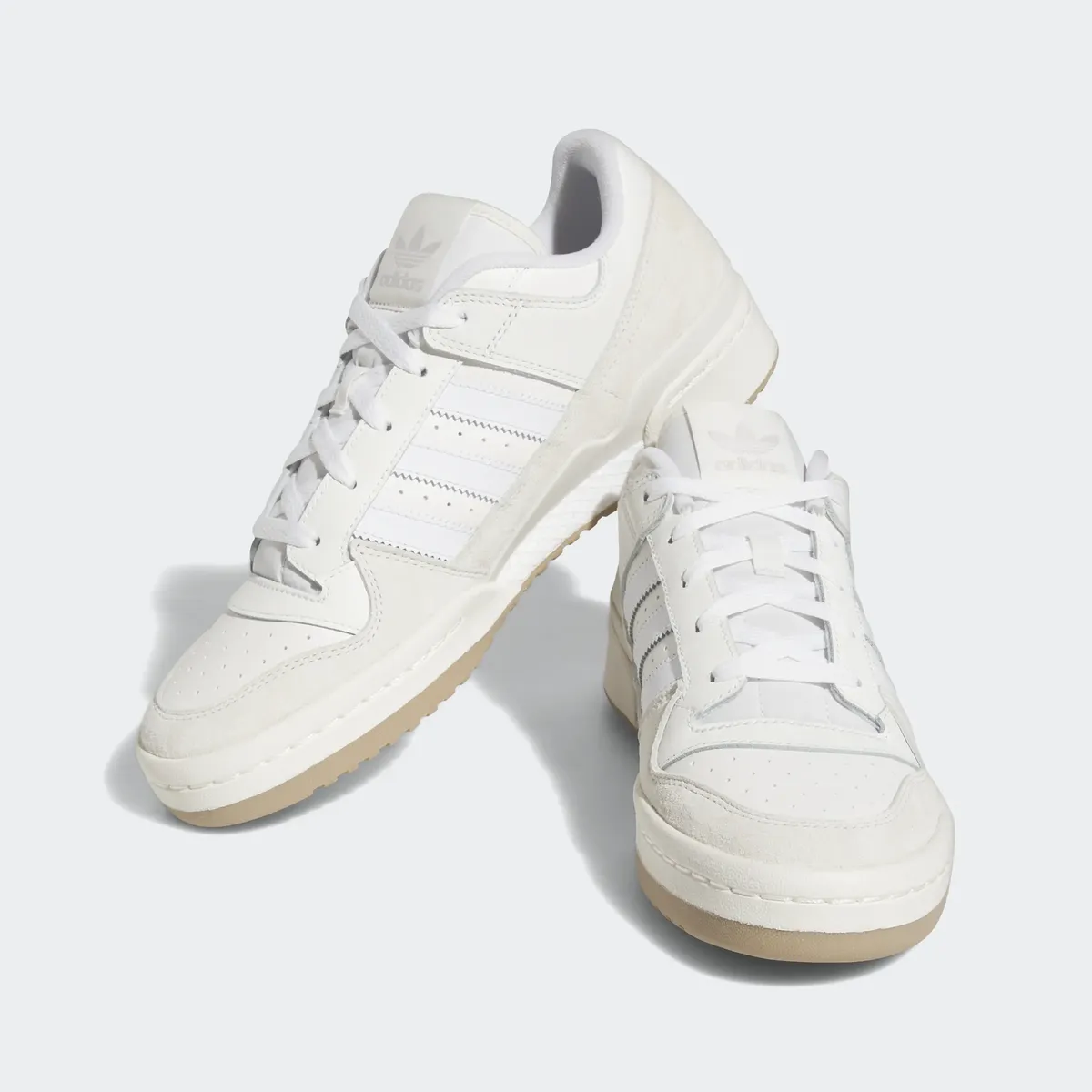 Кроссовки Adidas Originals "FORUM LOW CLASSIC", цвет Chalk White / Cloud White / Cloud White
Кроссовки Adidas Originals "FORUM LOW CLASSIC", цвет Chalk White / Cloud White / Cloud White