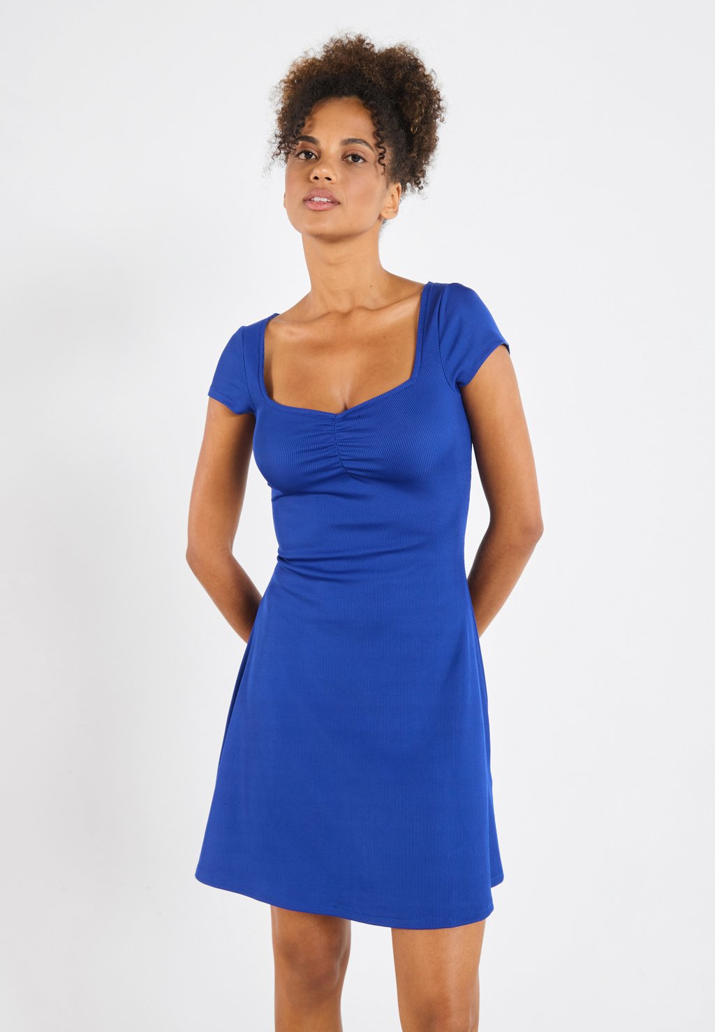 Повседневное платье Even&Odd, синий
Повседневное платье Even&Odd, синий