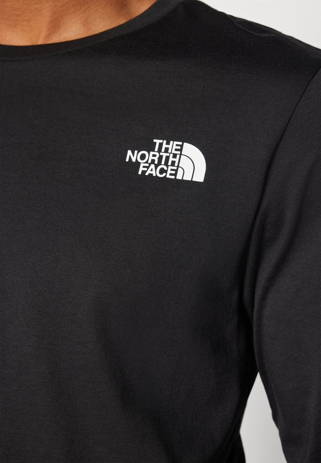 Принт на футболке EASY TEE The North Face, черный
Принт на футболке EASY TEE The North Face, черный
