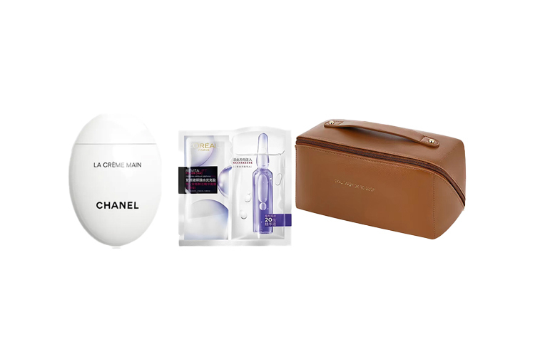 Набор для ухода за кожей рук Albumen CHANEL
Набор для ухода за кожей рук Albumen CHANEL