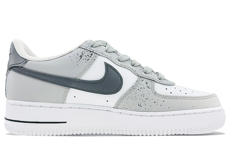 Мужские кроссовки для скейтбординга Nike Air Force 1, Gray
Мужские кроссовки для скейтбординга Nike Air Force 1, Gray