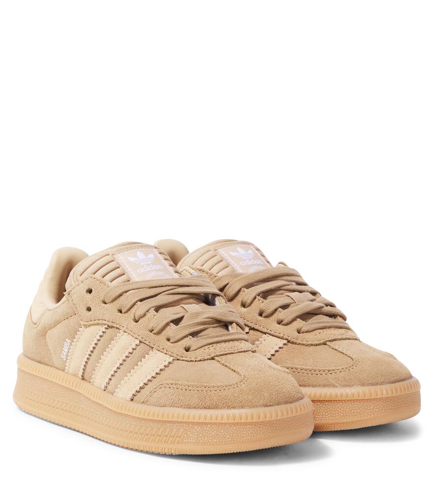 Кроссовки Samba XLG из замши Adidas Originals Kids, Cardbo/Magbei/Gum3
Кроссовки Samba XLG из замши Adidas Originals Kids, Cardbo/Magbei/Gum3