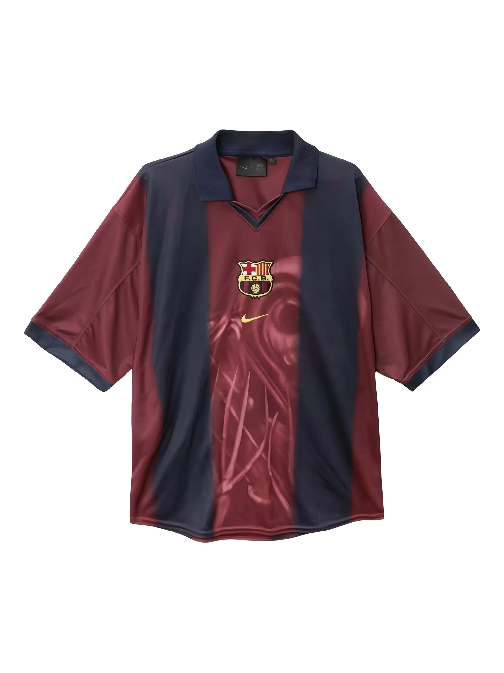 Топ Retro 2000/01 из коллаборации с Travis Scott x FC Barcelona Nike, красный
Топ Retro 2000/01 из коллаборации с Travis Scott x FC Barcelona Nike, красный