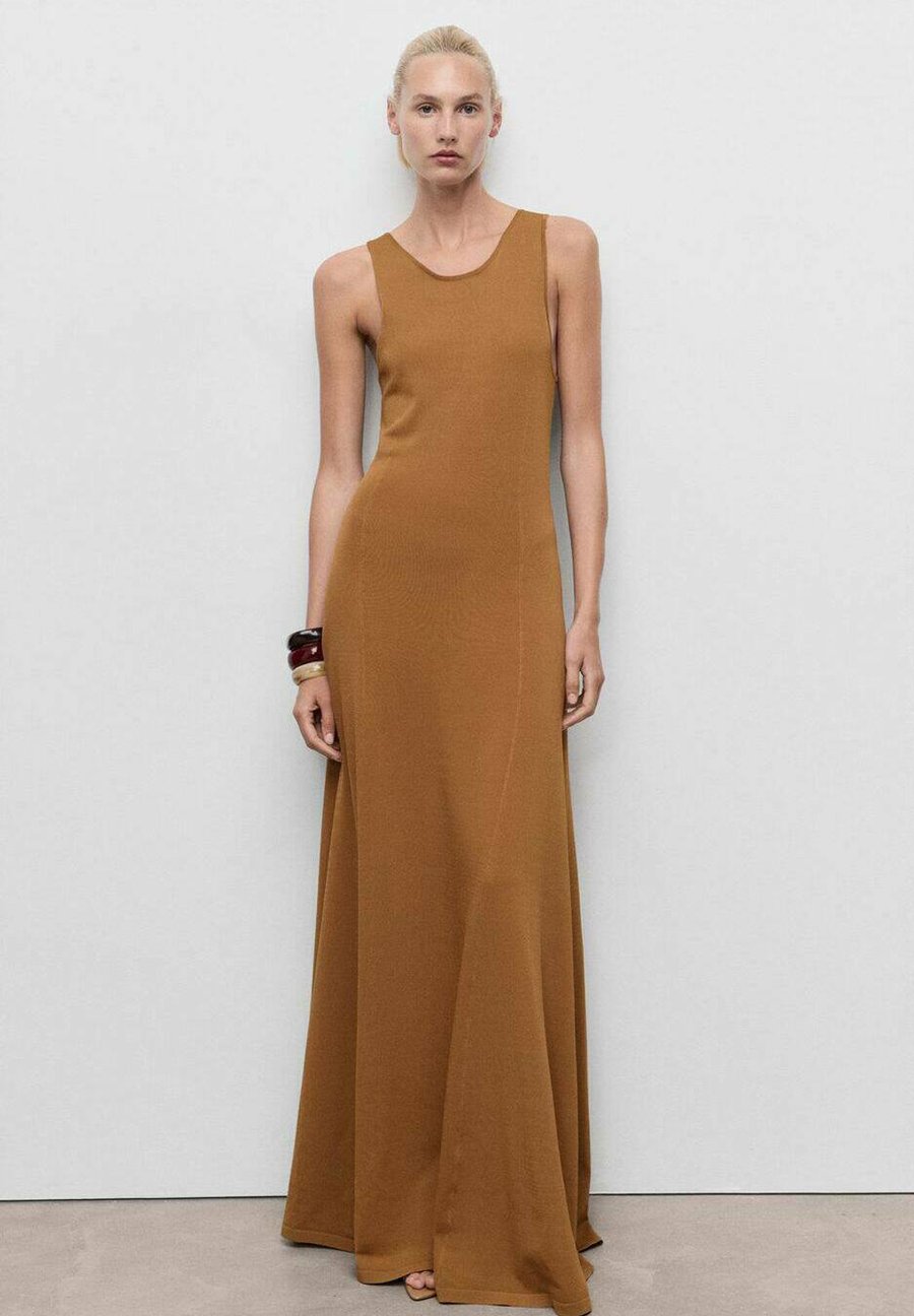Платье Mango Maxi dress, Brown
Платье Mango Maxi dress, Brown