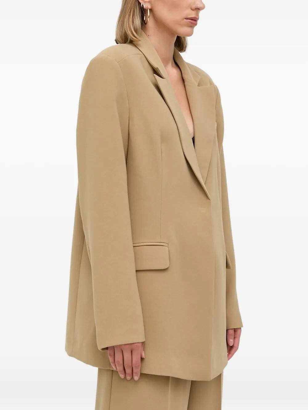 Блейзер с подбитыми плечами Notes du Nord, нейтральный
Блейзер с подбитыми плечами Notes du Nord, нейтральный