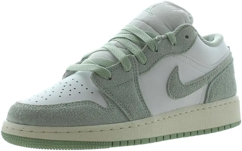 Детские кроссовки Nike Air Jordan 1 Low, белый
Детские кроссовки Nike Air Jordan 1 Low, белый