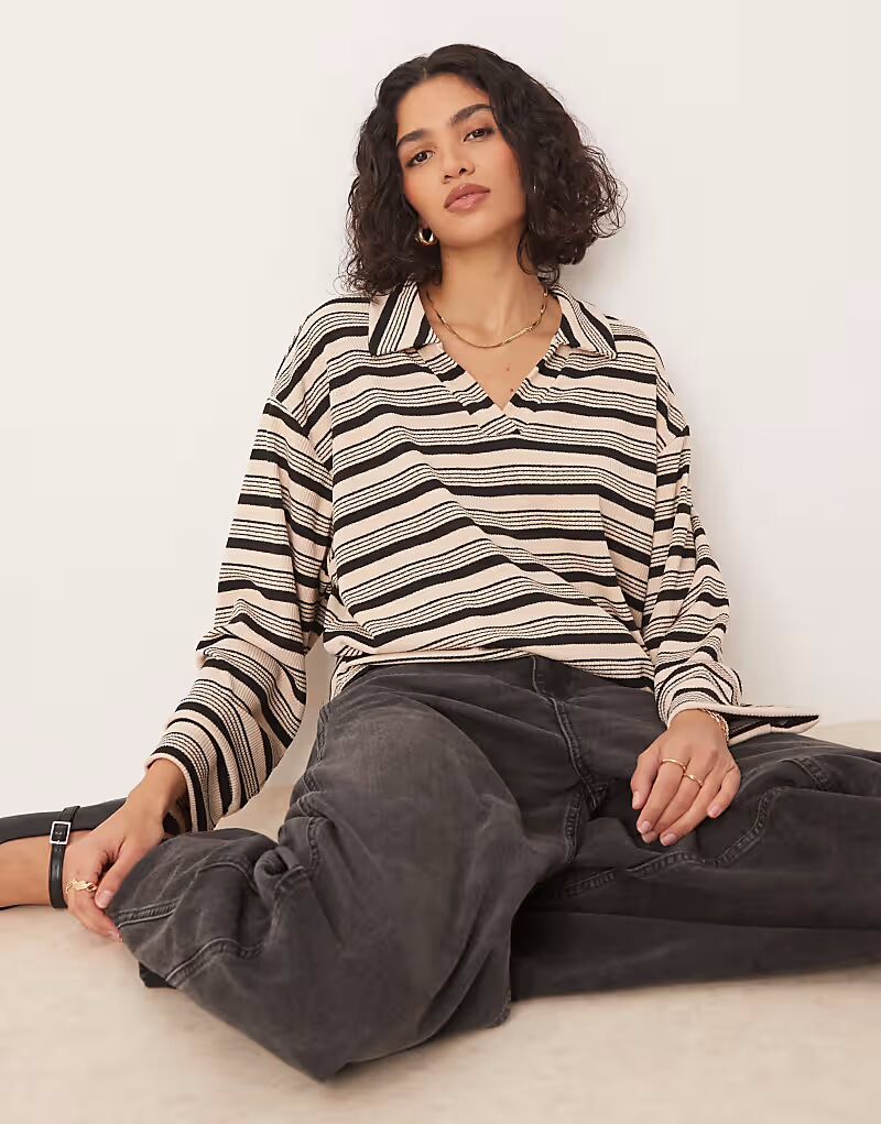 Топ с длинными рукавами и воротником-регби ASOS DESIGN в полоску верблюжьего цвета
Топ с длинными рукавами и воротником-регби ASOS DESIGN в полоску верблюжьего цвета