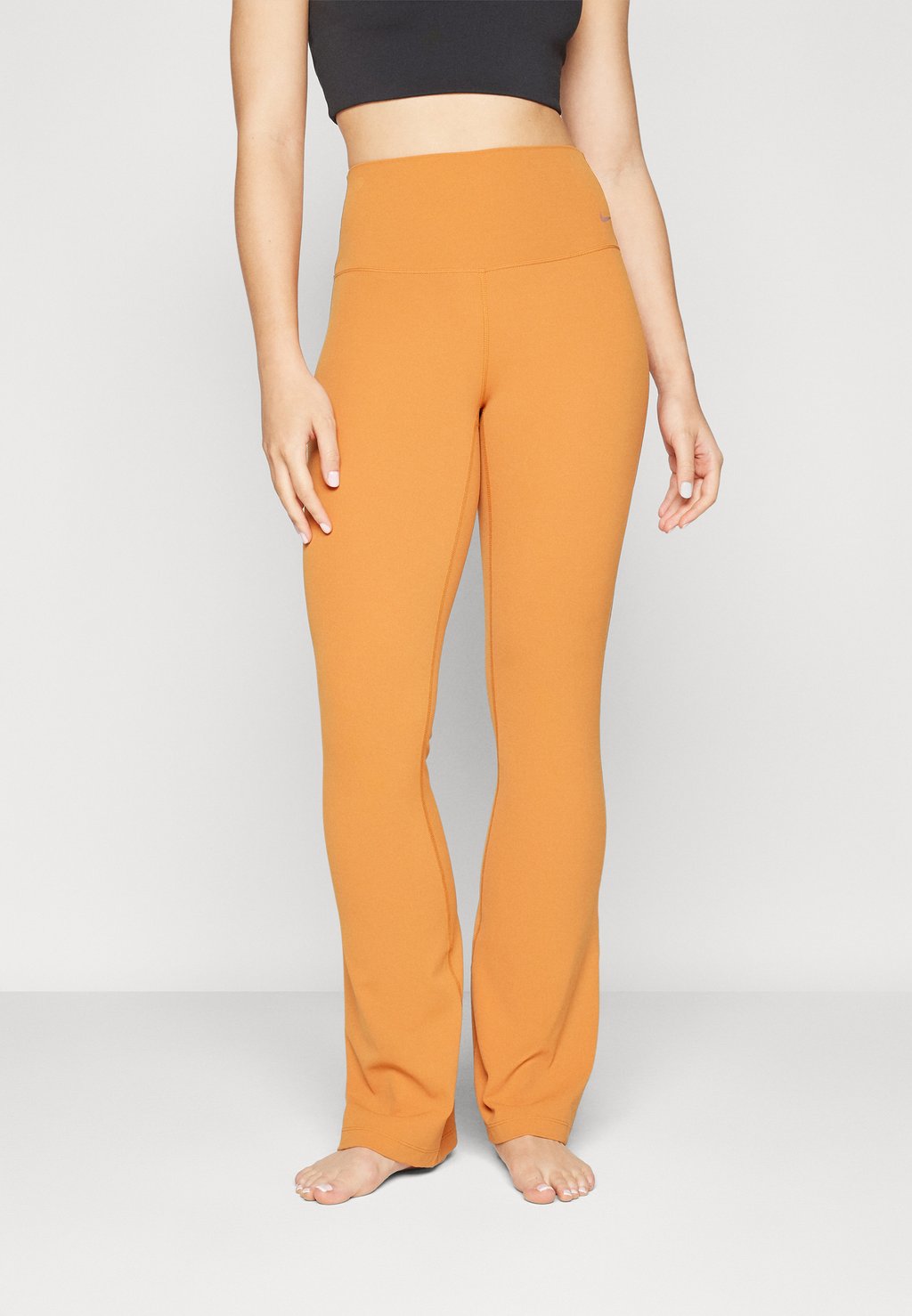 Леггинсы ZENVY FLARE Nike Performance, оранжевый
Леггинсы ZENVY FLARE Nike Performance, оранжевый