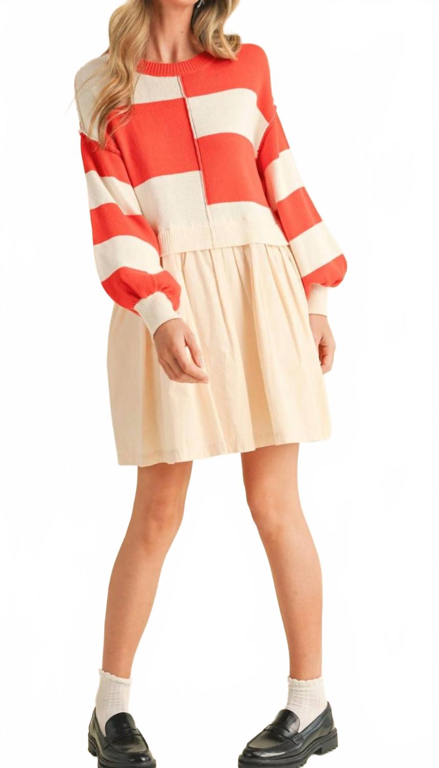 Свитер-платье в технике микс в оранжевом цвете &merci
Свитер-платье в технике микс в оранжевом цвете &merci