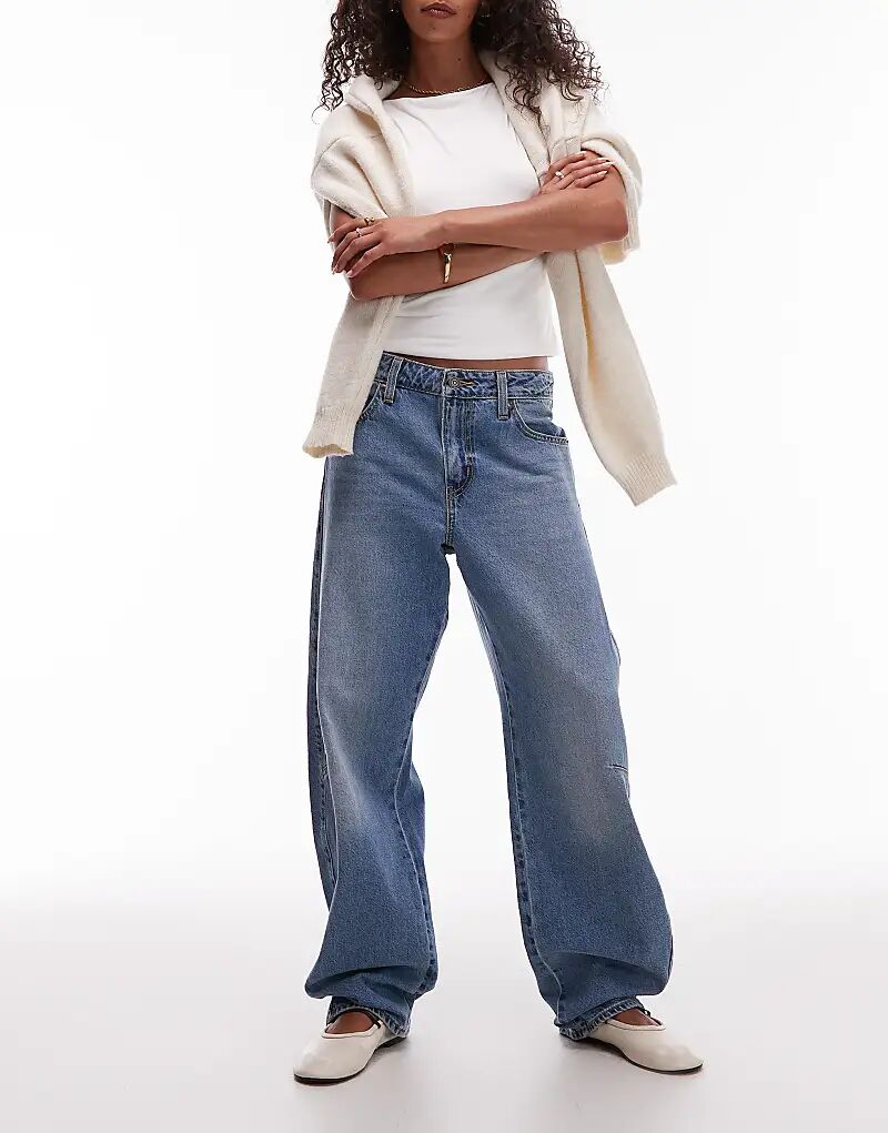 Мешковатые джинсы Levi's Dad barrel в выбеленном синем цвете
Мешковатые джинсы Levi's Dad barrel в выбеленном синем цвете