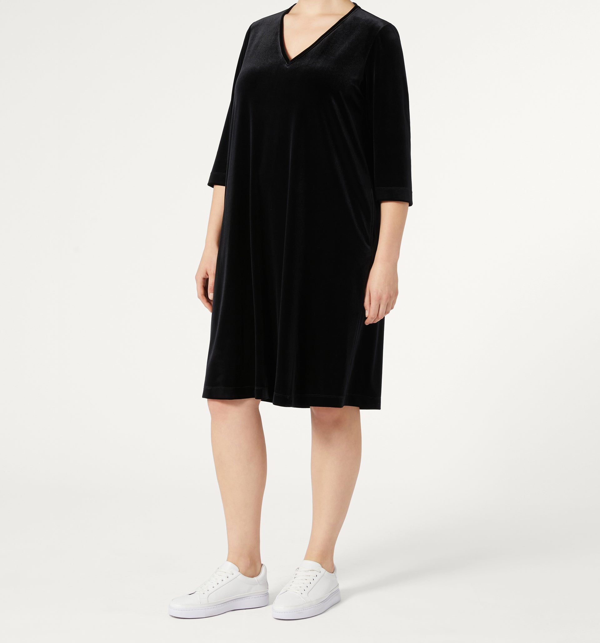 Платье ORIENTI Marina Rinaldi, черный
Платье ORIENTI Marina Rinaldi, черный