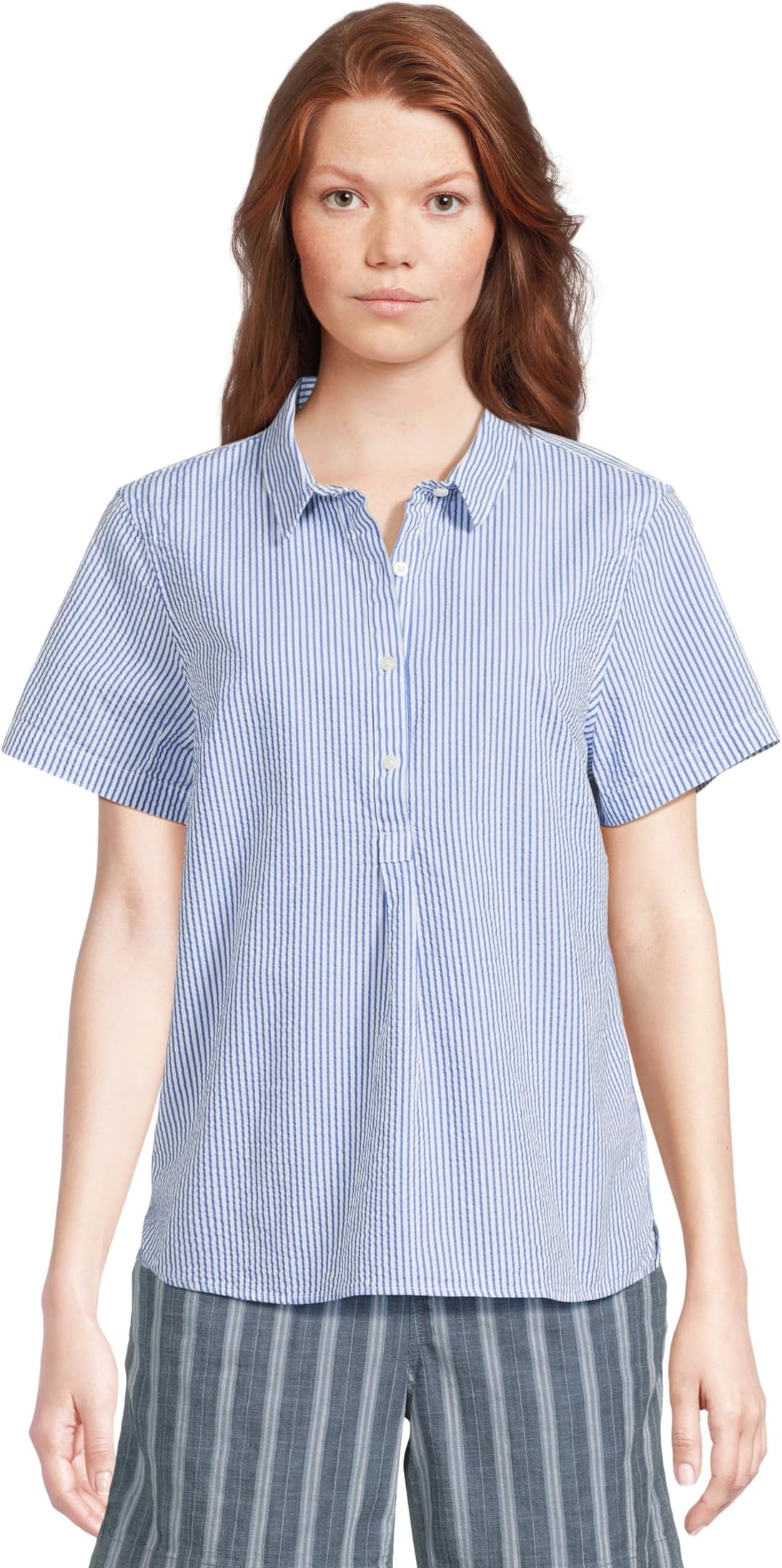 Женская рубашка Vacationland с короткими рукавами и полосками из сирсакера L.L.Bean, Bright Capri
Женская рубашка Vacationland с короткими рукавами и полосками из сирсакера L.L.Bean, Bright Capri