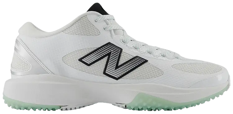 Кроссовки New Balance FreezeLX v5 Turf 'White Black Silver Metallic', белый
Кроссовки New Balance FreezeLX v5 Turf 'White Black Silver Metallic', белый