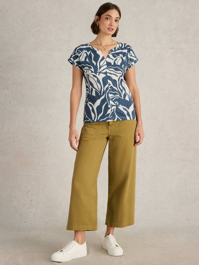 Футболка с абстрактным вырезом nelly White Stuff, синий
Футболка с абстрактным вырезом nelly White Stuff, синий