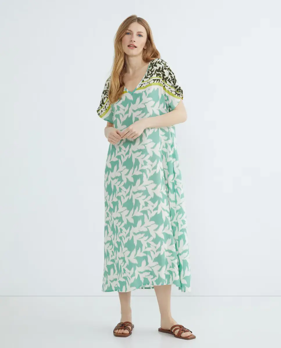 Платье миди с короткими рукавами и V-образным вырезом Guitare, светло-зеленый
Платье миди с короткими рукавами и V-образным вырезом Guitare, светло-зеленый