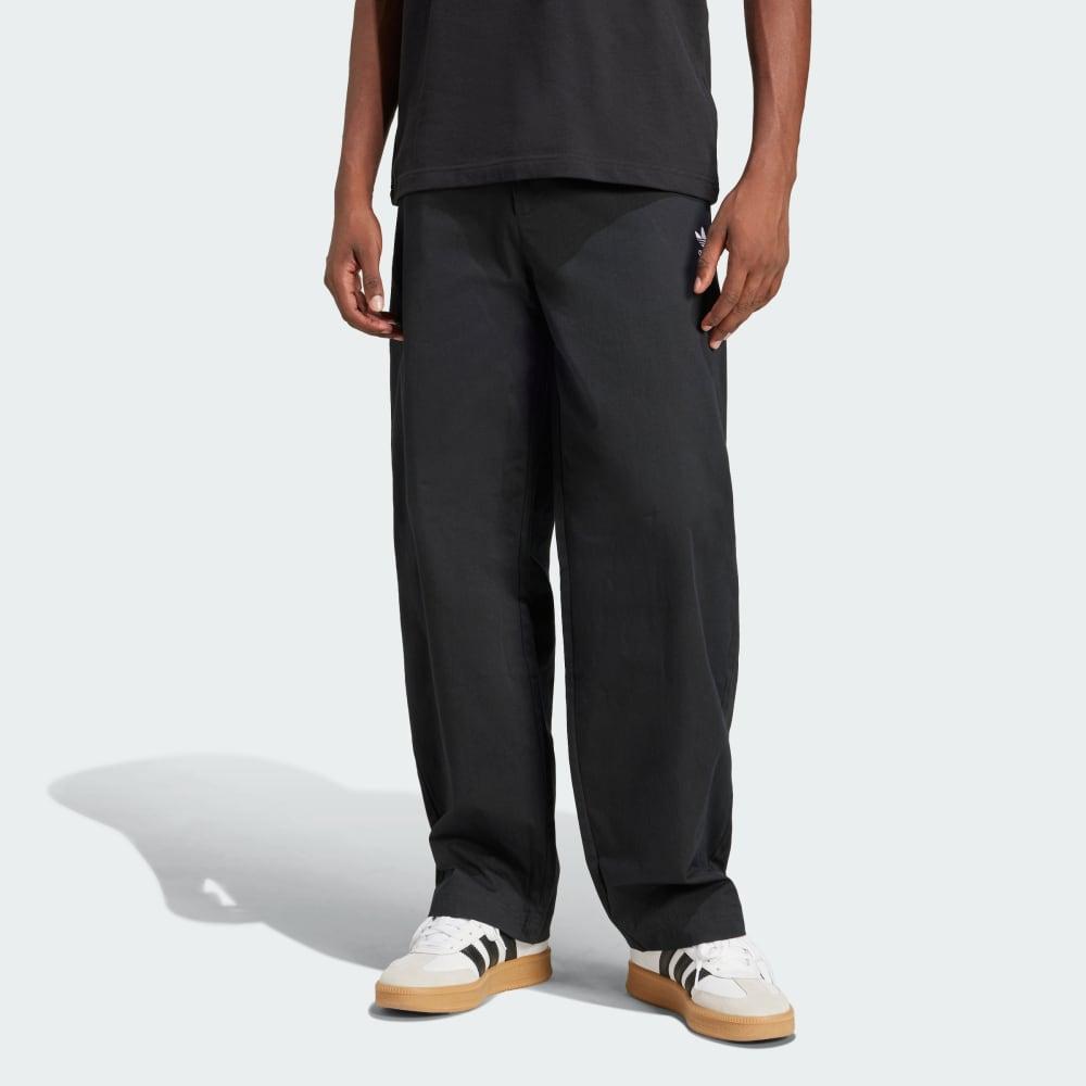 Спортивные брюки Adidas Trefoil Essentials Chinos, черный
Спортивные брюки Adidas Trefoil Essentials Chinos, черный