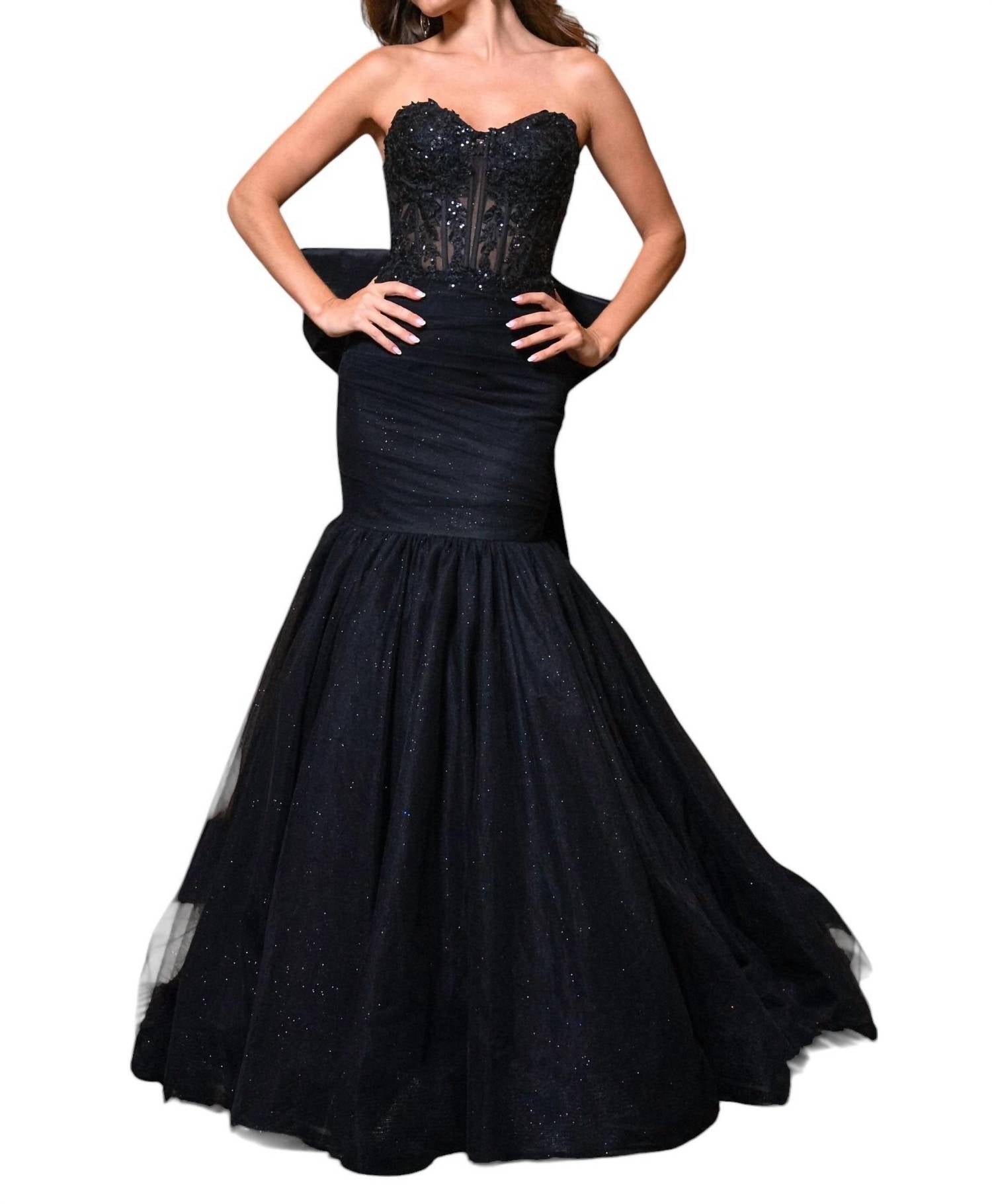 Черное вечернее платье с корсетом и силуэтом русалка RACHEL ALLAN
Черное вечернее платье с корсетом и силуэтом русалка RACHEL ALLAN