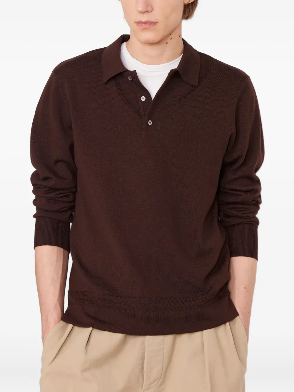 Рубашка-поло с длинными рукавами и рубчатой вязкой Officine Generale, коричневый 
Рубашка-поло с длинными рукавами и рубчатой вязкой Officine Generale, коричневый