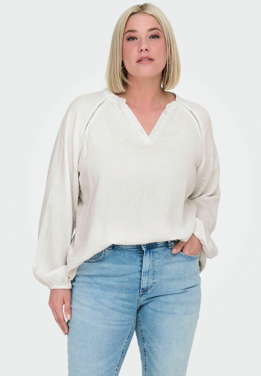 Блуза ONLY Carmakoma CARTHYRA, Cloud Dancer/Off-White
Блуза ONLY Carmakoma CARTHYRA, Cloud Dancer/Off-White