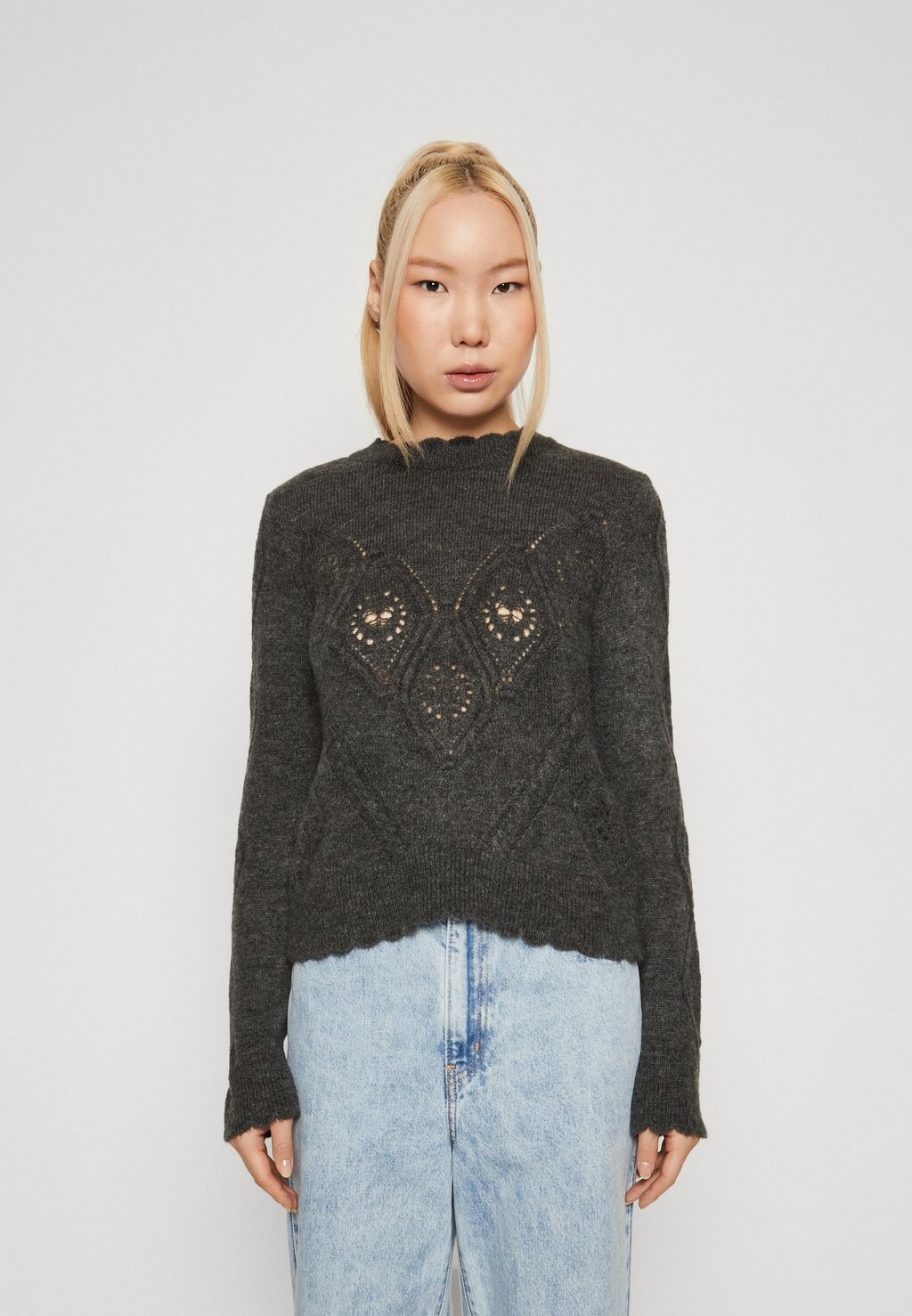 Свитшот ONLY ОНЛХЕЛЛЕ, цвет dark grey melange 
Свитшот ONLY ОНЛХЕЛЛЕ, цвет dark grey melange