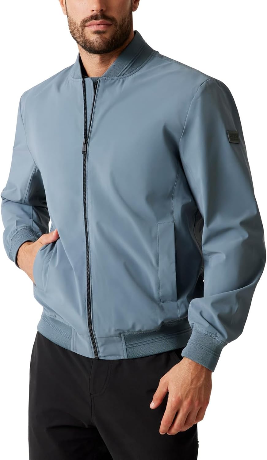 GUESS мужская Eco Stretch Packable Bomber куртка, Squall Sea
GUESS мужская Eco Stretch Packable Bomber куртка, Squall Sea