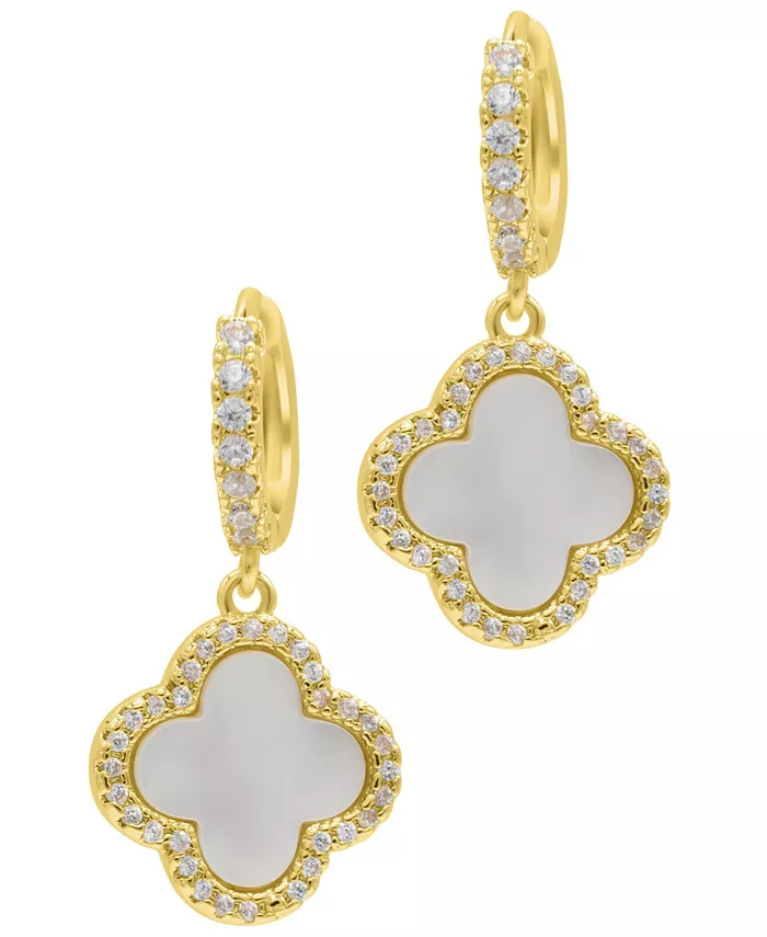Серьги-хаги с подвесками в форме клевера, покрытые 14-каратным золотом, с кристаллами Halo и белым перламутром ADORNIA
Серьги-хаги с подвесками в форме клевера, покрытые 14-каратным золотом, с кристаллами Halo и белым перламутром ADORNIA