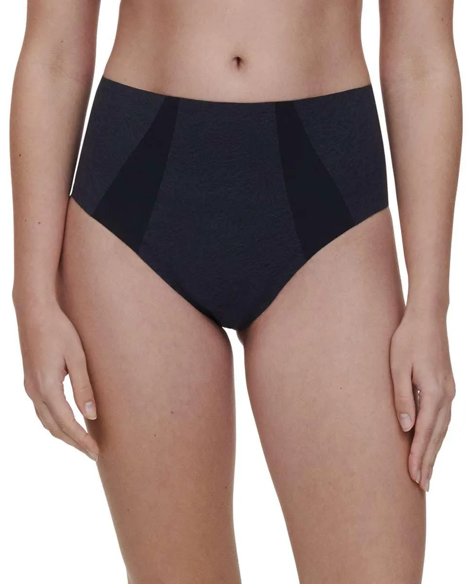 Трусики с высокой талией и кружевом с эффектом второй кожи, линия Pure Lace Chantelle, черный
Трусики с высокой талией и кружевом с эффектом второй кожи, линия Pure Lace Chantelle, черный