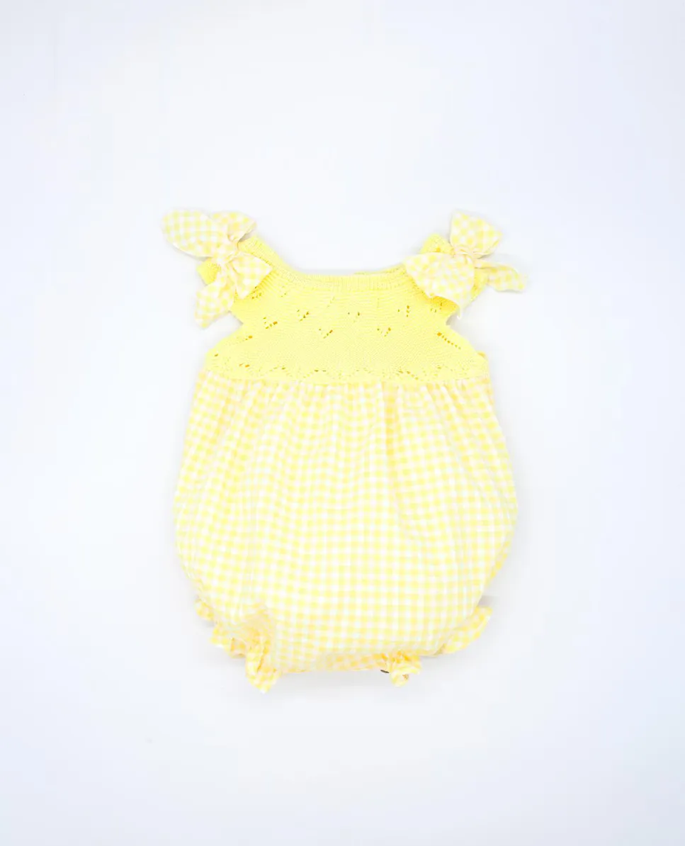 Комбинезон для девочки с бантиками Fina Ejerique, желтый
Комбинезон для девочки с бантиками Fina Ejerique, желтый