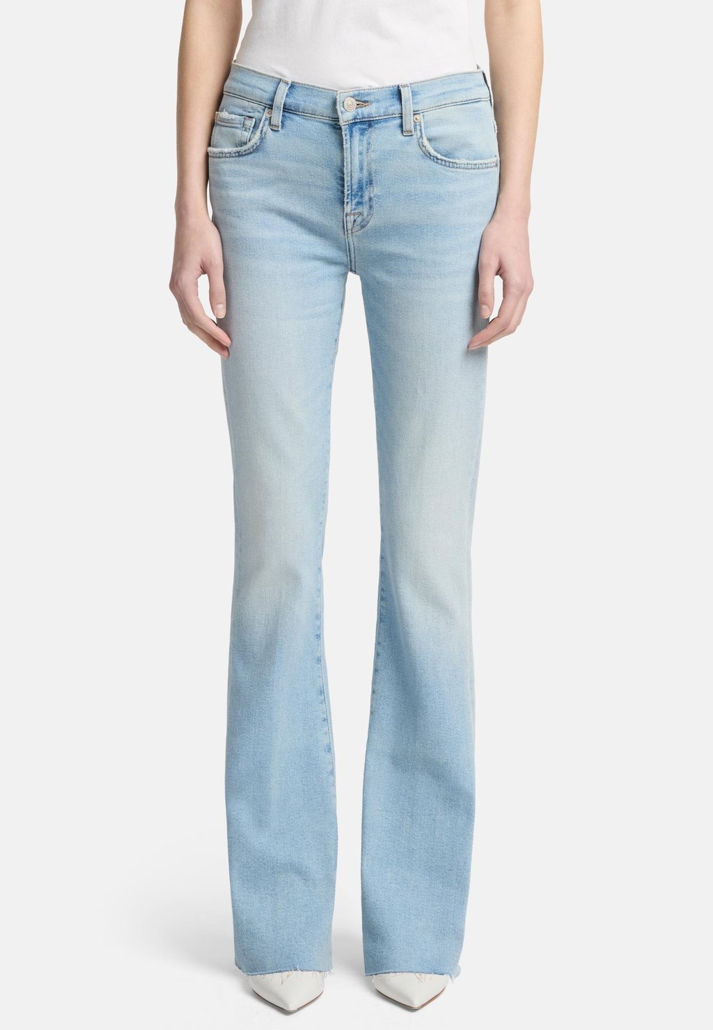 Джинсы Bootcut 7 for all mankind, светло-голубой
Джинсы Bootcut 7 for all mankind, светло-голубой