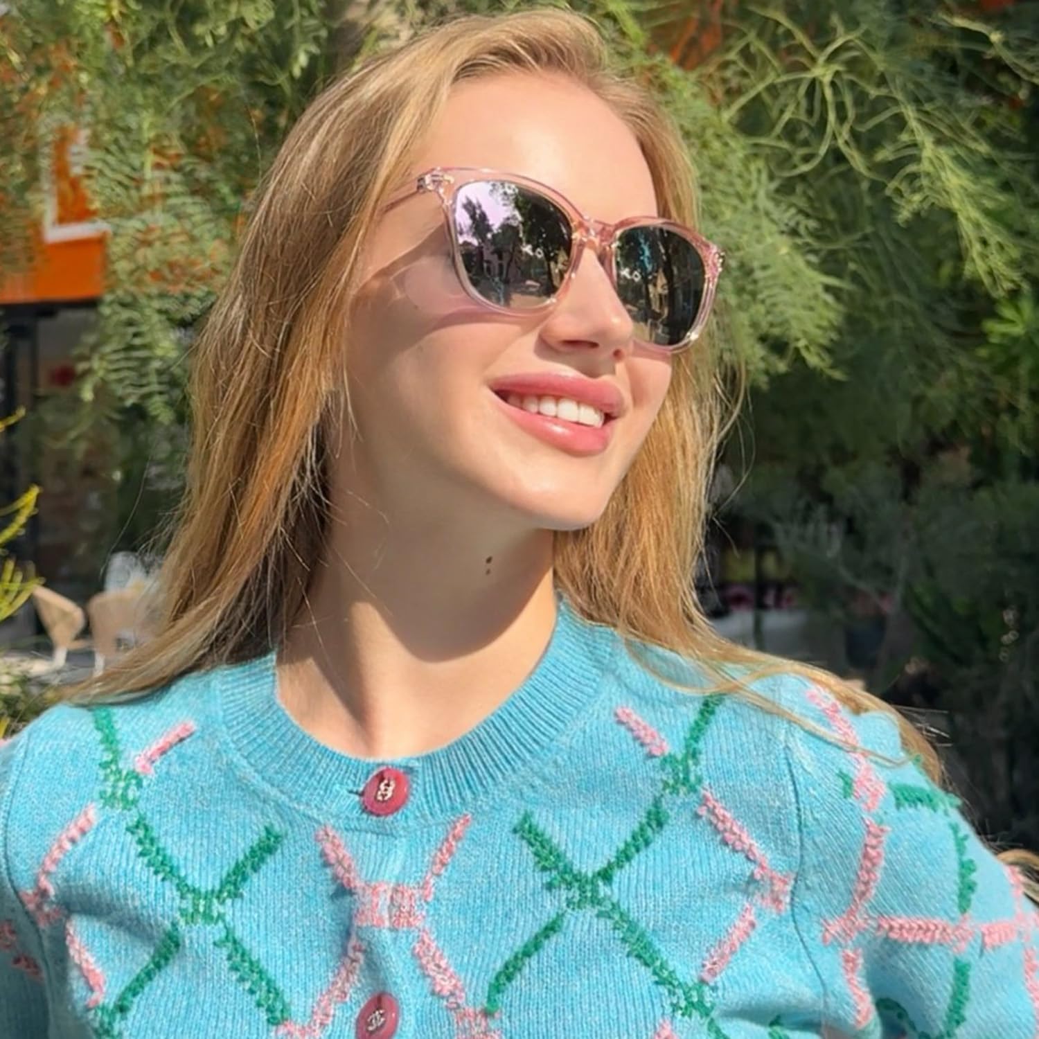 Модные солнцезащитные очки HASFOX с зеркальными линзами для женщин, поляризованные и с защитой от УФ-излучения, классические квадратные очки H1851, C01 Clear Pink Frame / Pink Mirrored Lens
Модные солнцезащитные очки HASFOX с зеркальными линзами для женщин, поляризованные и с защитой от УФ-излучения, классические квадратные очки H1851, C01 Clear Pink Frame / Pink Mirrored Lens