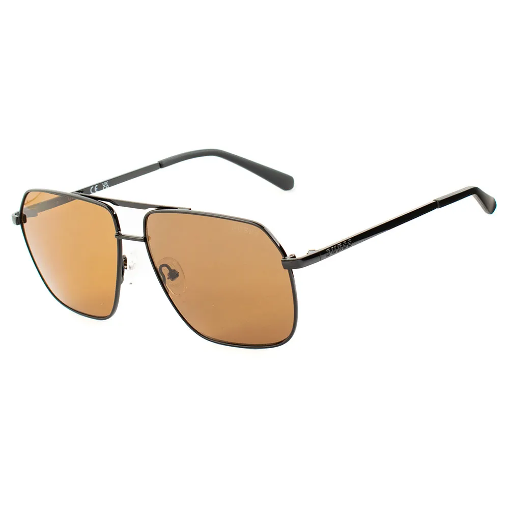 Солнцезащитные очки Guess GF00060-6001E 60/13/140, черный
Солнцезащитные очки Guess GF00060-6001E 60/13/140, черный