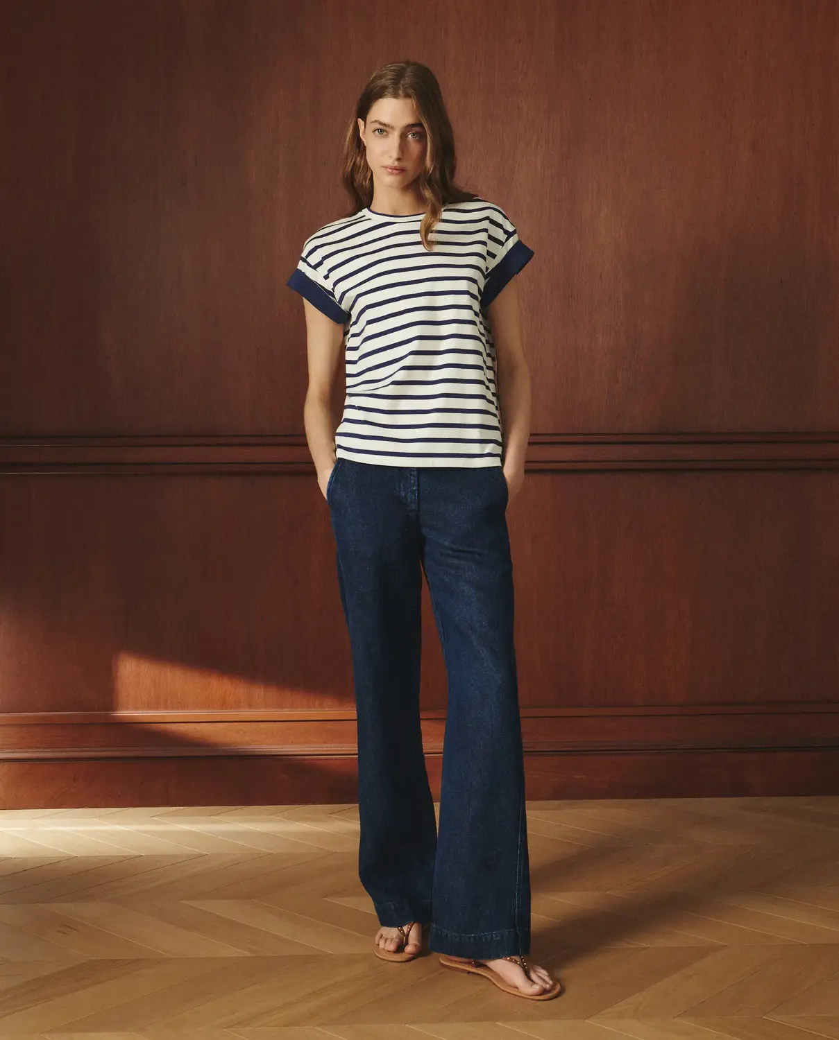 Женская футболка с коротким рукавом и принтом Lloyd's, белый
Женская футболка с коротким рукавом и принтом Lloyd's, белый