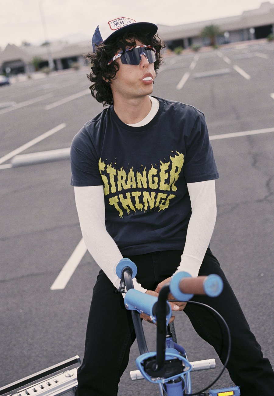 Футболка Wrangler WRANGLER X STRANGER THINGS STRANGER THINGS TEE, Washed Black/Black, Черный, Футболка Wrangler WRANGLER X STRANGER THINGS STRANGER THINGS TEE, Washed Black/Black
Футболка Wrangler WRANGLER X STRANGER THINGS STRANGER THINGS TEE, Washed Black/Black, Черный, Футболка Wrangler WRANGLER X STRANGER THINGS STRANGER THINGS TEE, Washed Black/Black