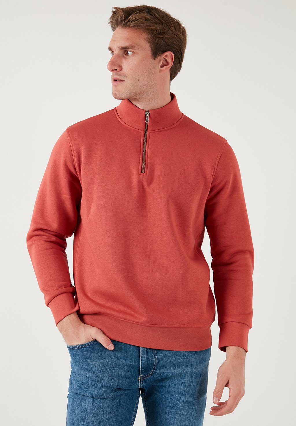 Толстовка REGULAR FIT Buratti, коралловый
Толстовка REGULAR FIT Buratti, коралловый