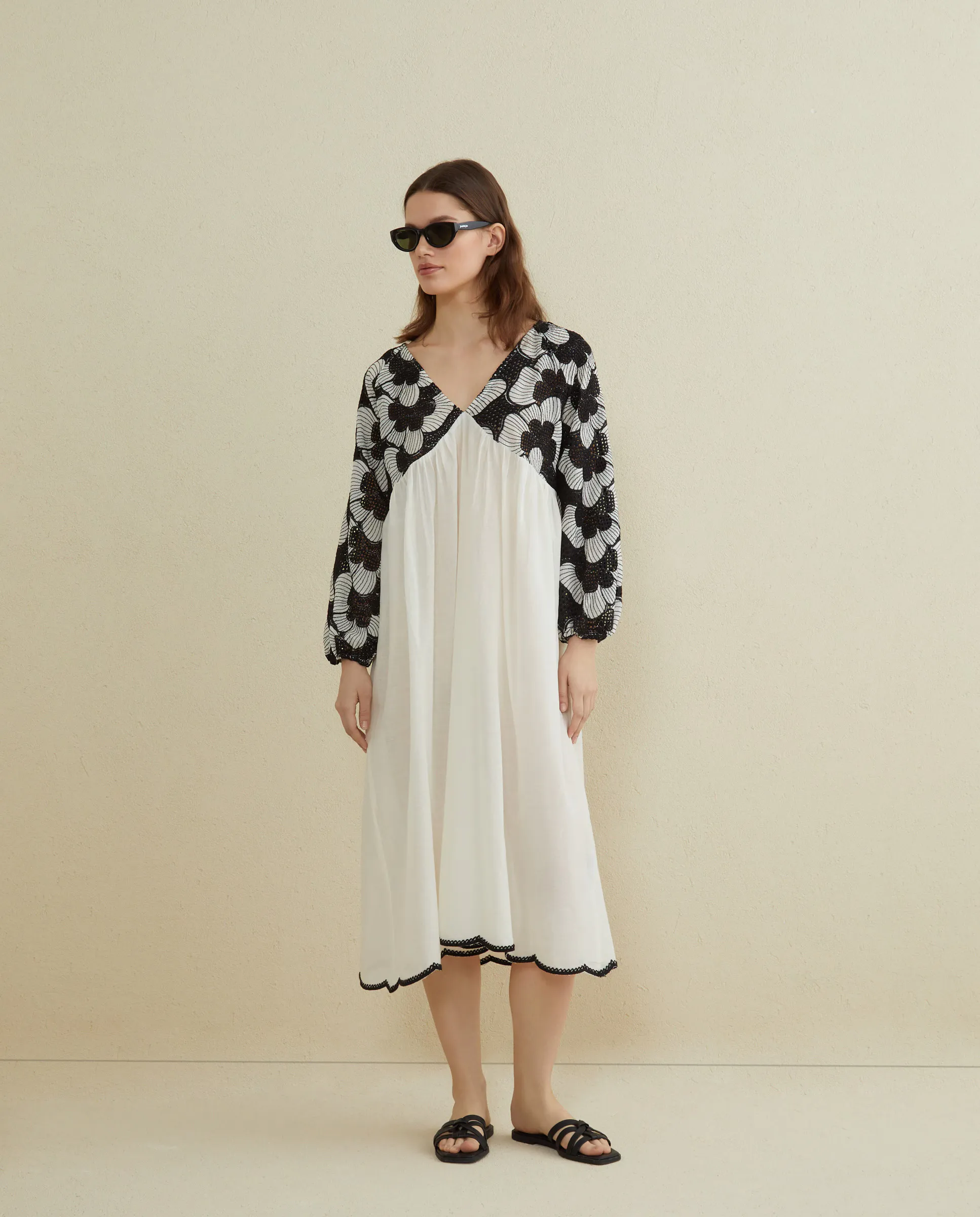 Женский кафтан для пляжа Jo & Mr. Joe, черный
Женский кафтан для пляжа Jo & Mr. Joe, черный