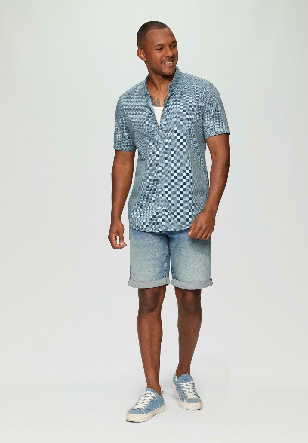 Рубашка REGULAR QS, светло-голубой
Рубашка REGULAR QS, светло-голубой