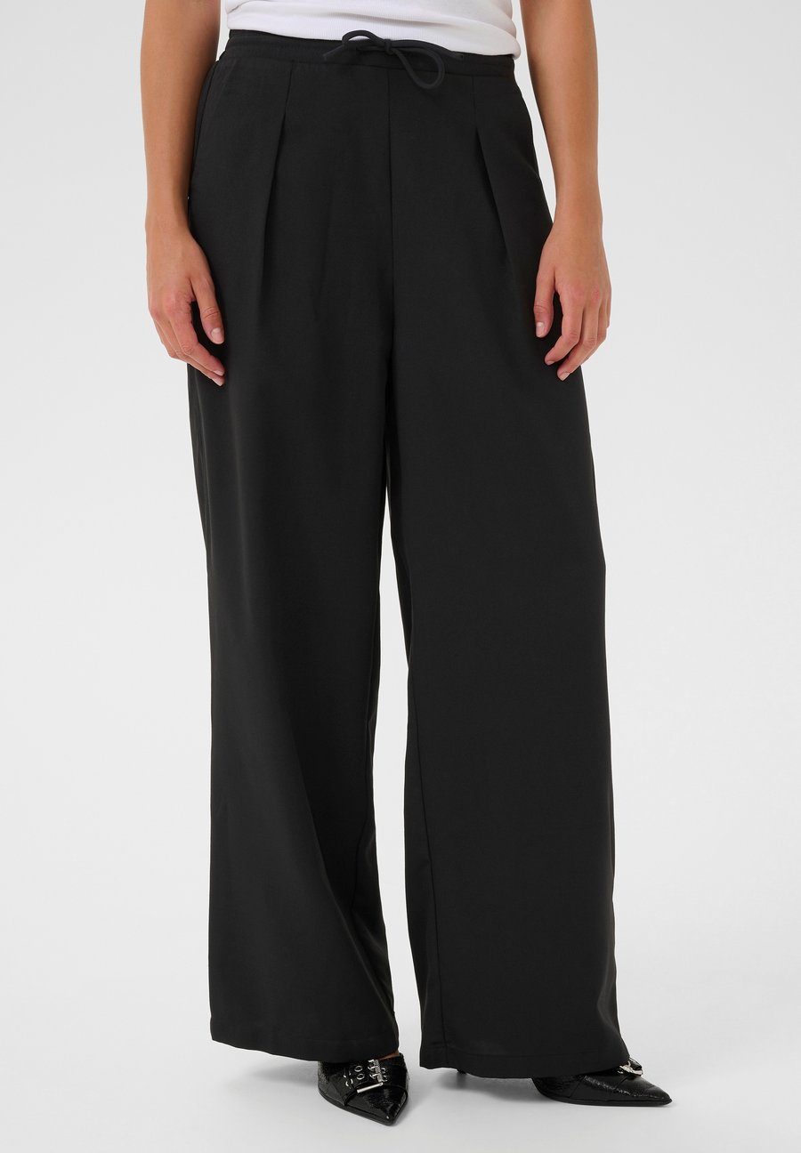 Брюки Kaffe LAUREN, Black Deep Cc/Black
Брюки Kaffe LAUREN, Black Deep Cc/Black