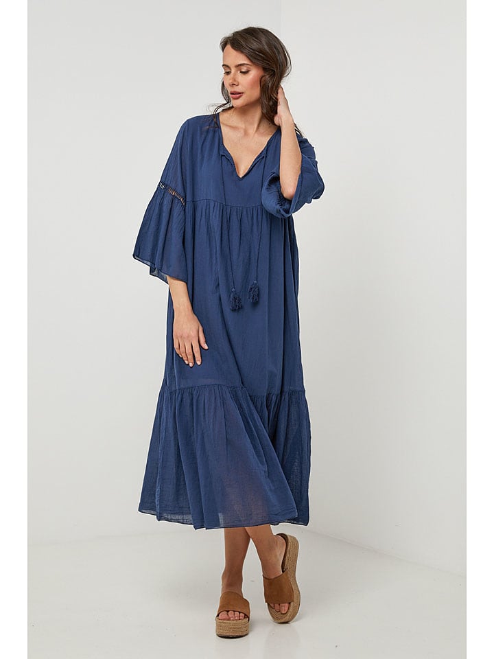 Платье до колена Lin Passion, темно-синий
Платье до колена Lin Passion, темно-синий