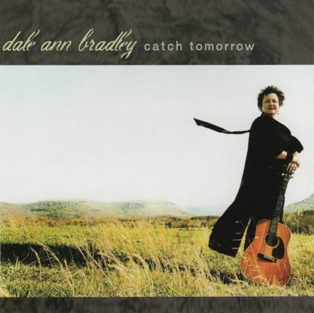 Диск CD Catch Tomorrow - Dale Ann Bradley
Диск CD Catch Tomorrow - Dale Ann Bradley