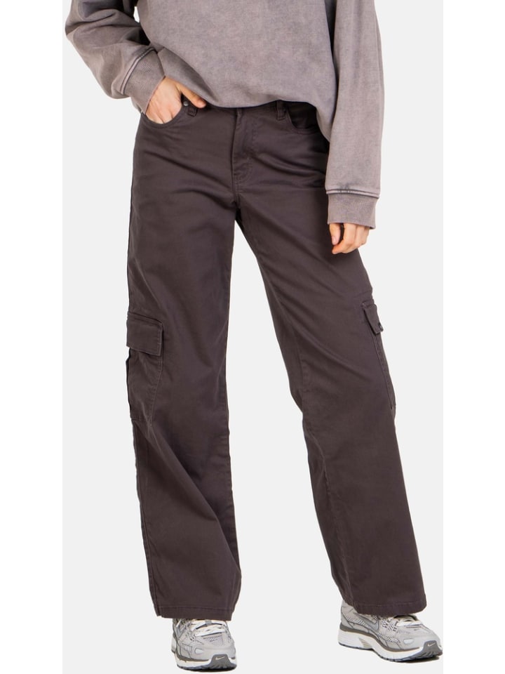 Брюки карго Женские Mia Cargo серого цвета Reell
Брюки карго Женские Mia Cargo серого цвета Reell